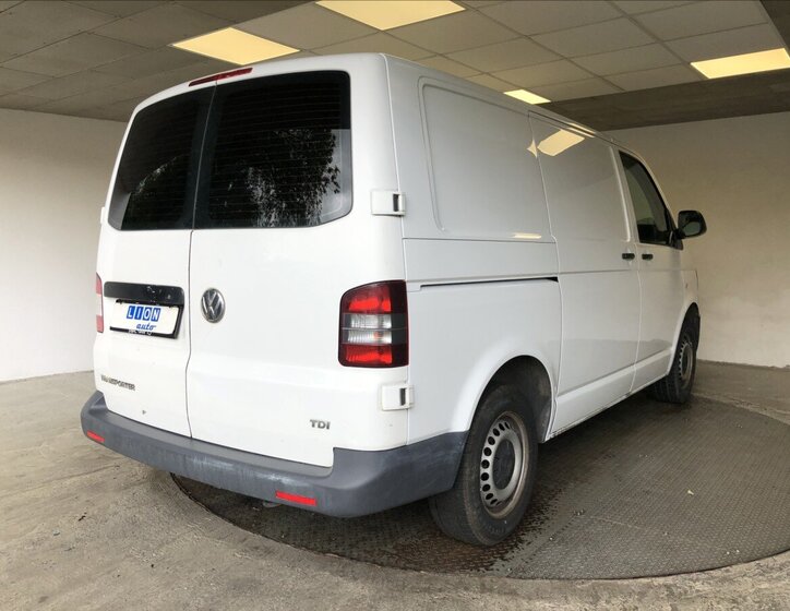 Volkswagen Transporter 7