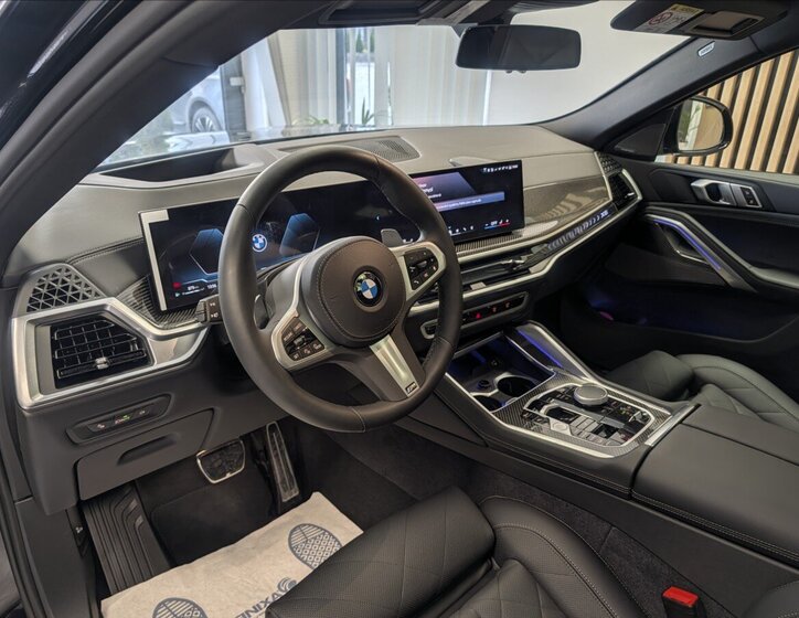 BMW X6 Sedan 3,0 l 210 kw