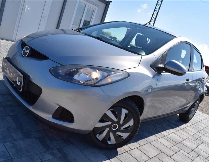 Mazda 2 1