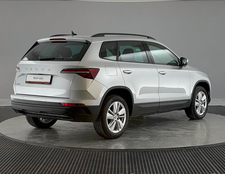 Škoda Karoq SUV / Terénní 1,5 l 110 kw