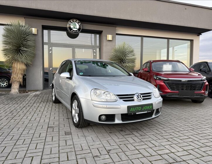 Volkswagen Golf Hatchback 1,4 l 90 kw