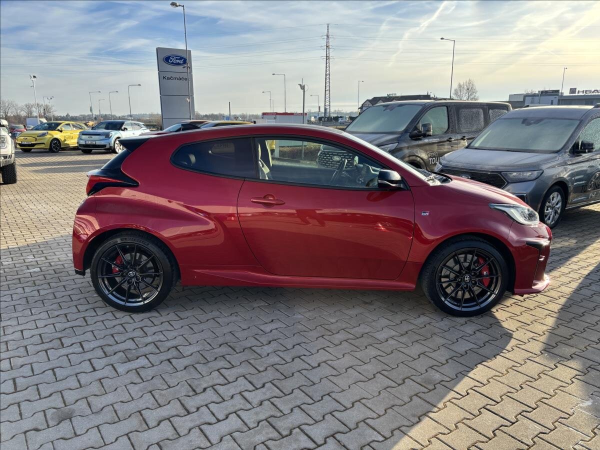 Toyota GR Yaris Hatchback 1,6 l 192 kw