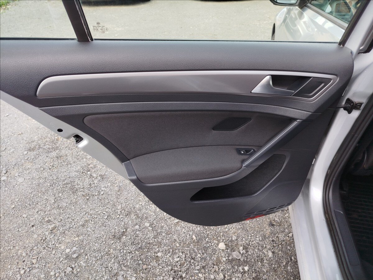 Volkswagen Golf Hatchback 1,4 l 90 kw