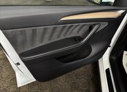 Tesla Model Y SUV 0,0 378 kw