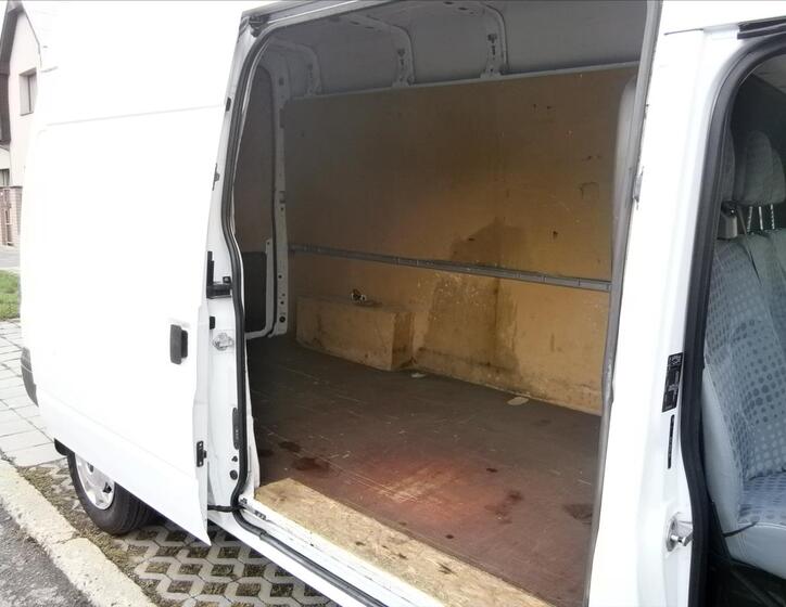 Ford Transit 8