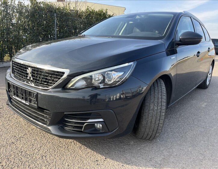 Peugeot 308 Kombi 1,5 l 96 kw