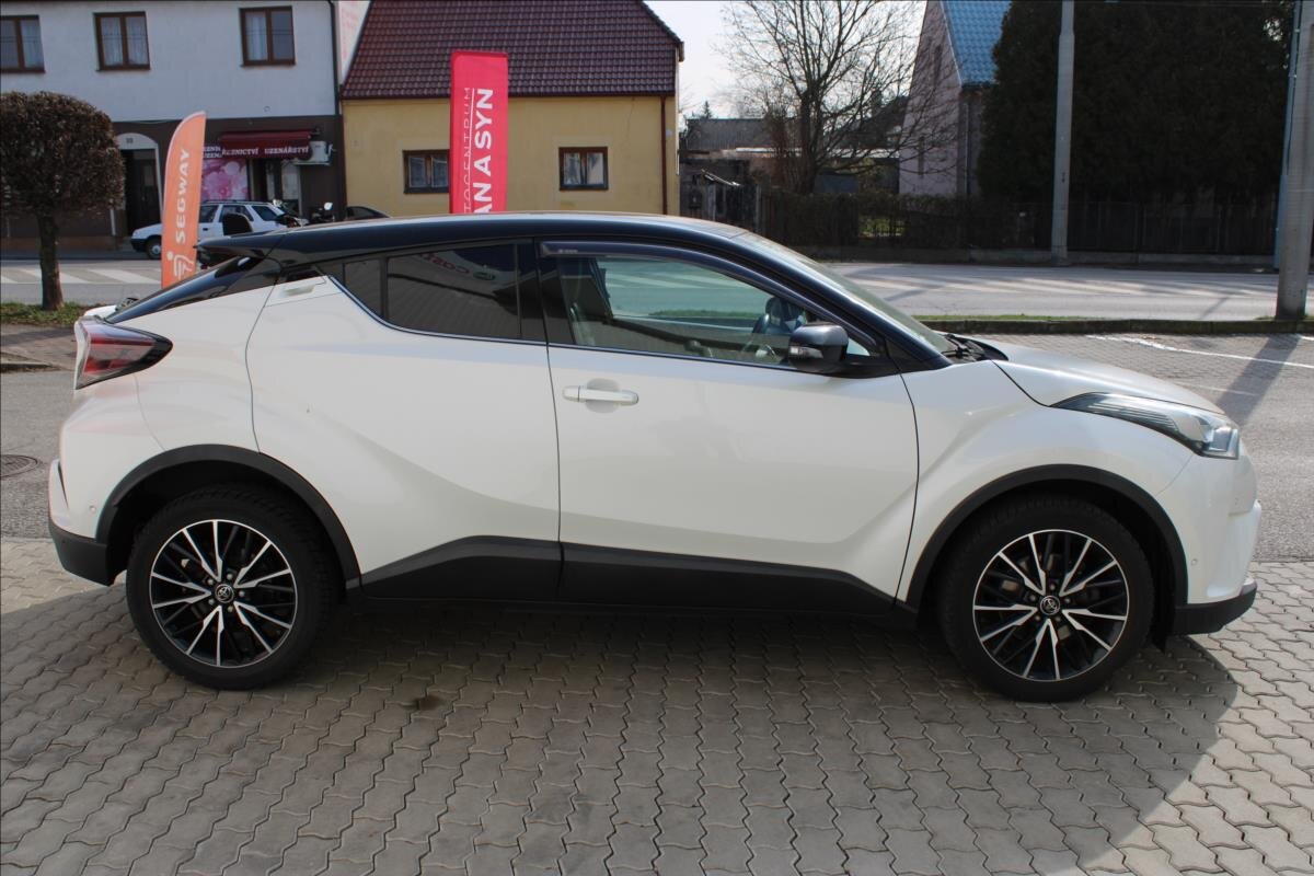 Toyota C-HR Hatchback 1,2 l 86 kw