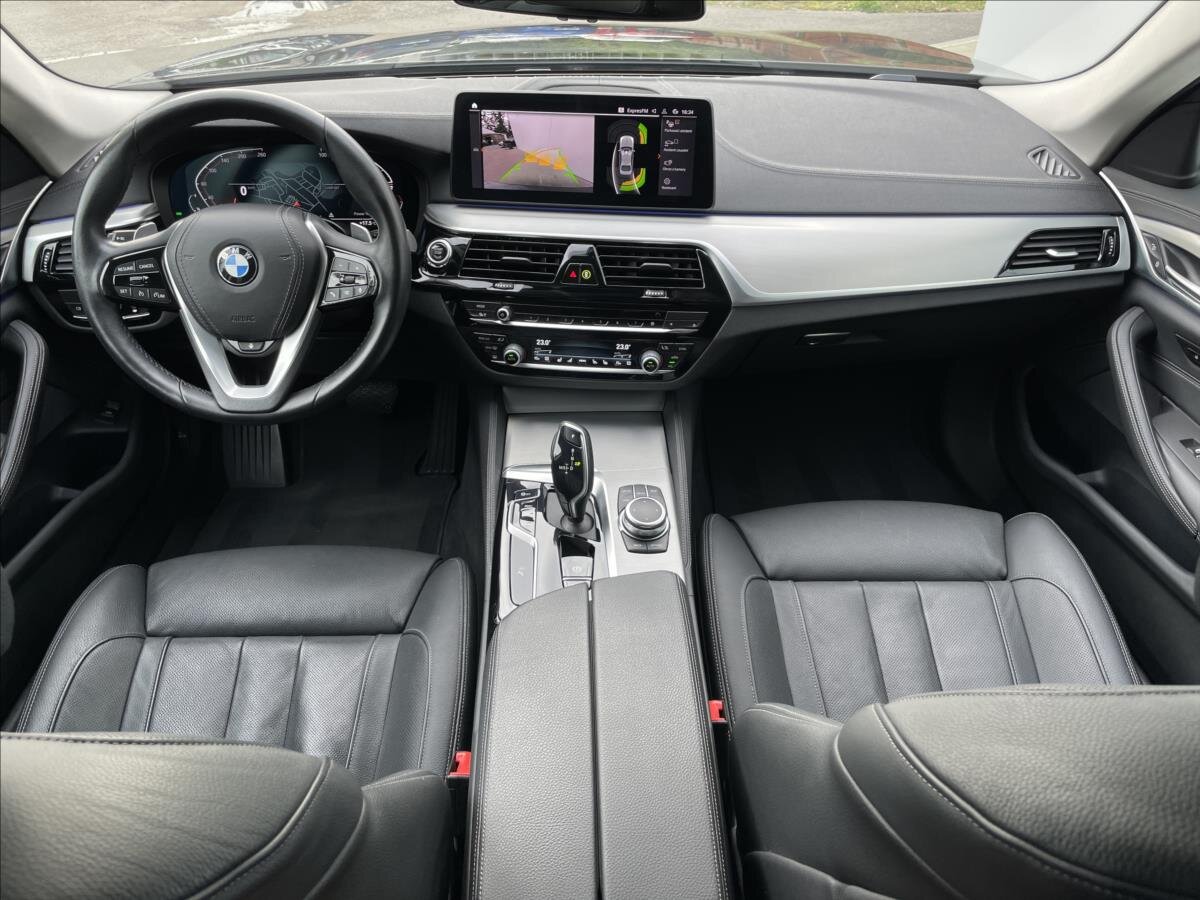 BMW Řada 5 Sedan 3,0 l 250 kw