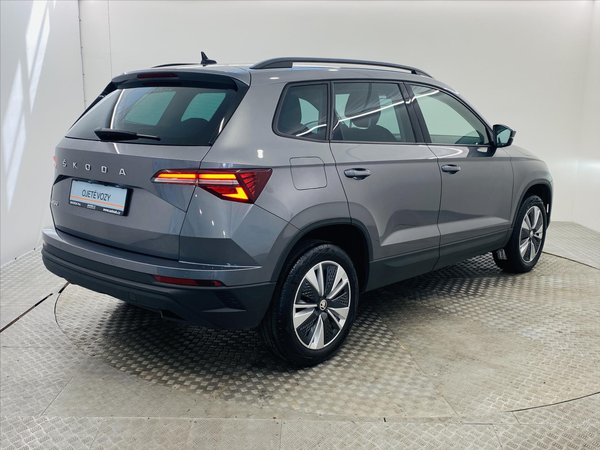 Škoda Karoq SUV / Terénní 1,5 l 110 kw