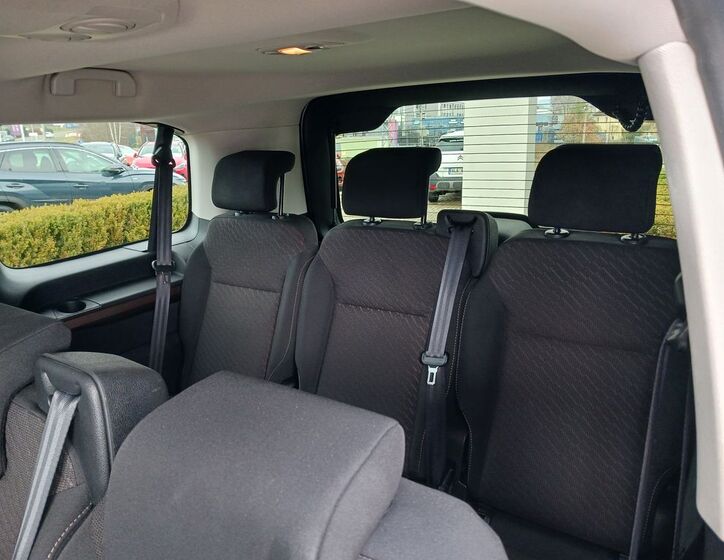 Toyota ProAce Verso 11