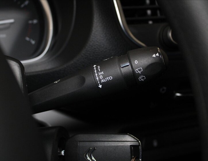 Citroën SpaceTourer MPV 2,0 l 110 kw