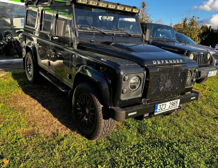 Land Rover Defender SUV / Terénní 2,2 l 90 kw