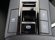 Toyota C-HR SUV / Terénní 2,0 l 112 kw