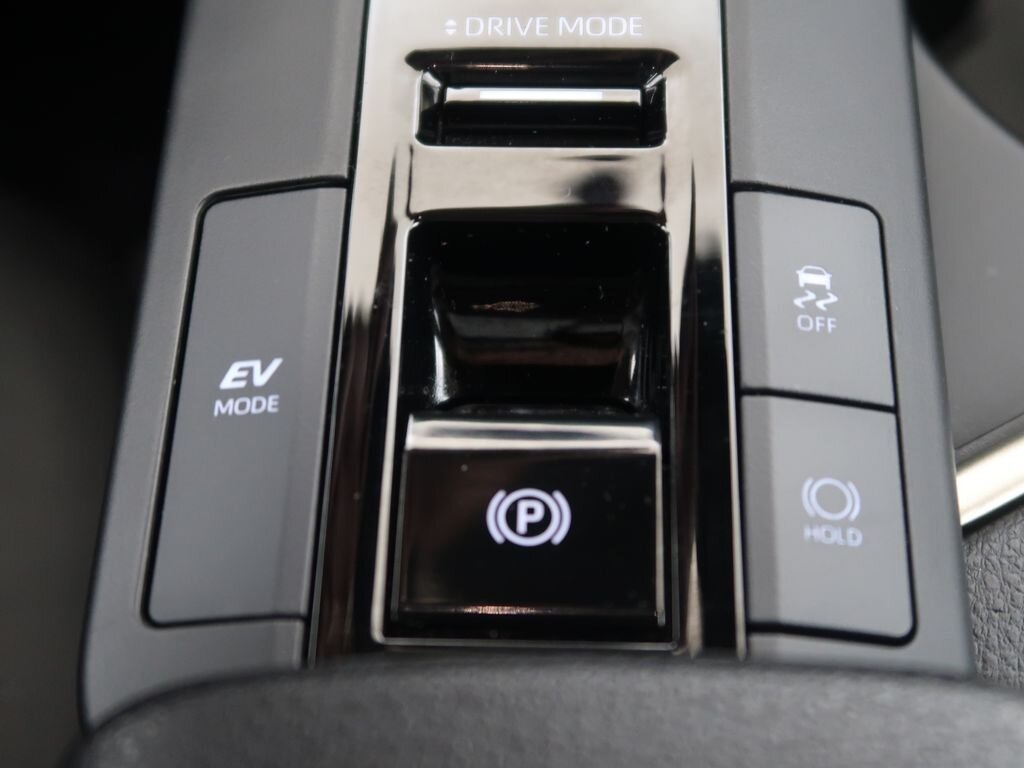 Toyota C-HR SUV / Terénní 2,0 l 112 kw