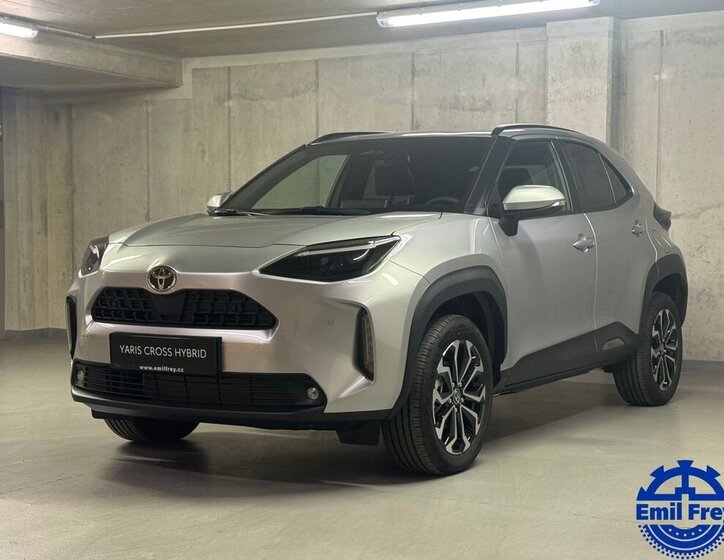 Toyota Yaris Cross SUV / Terénní 1,5 l 85 kw