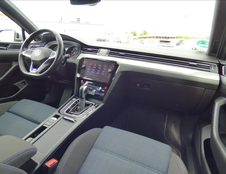Volkswagen Passat Kombi 1,4 l 115 kw