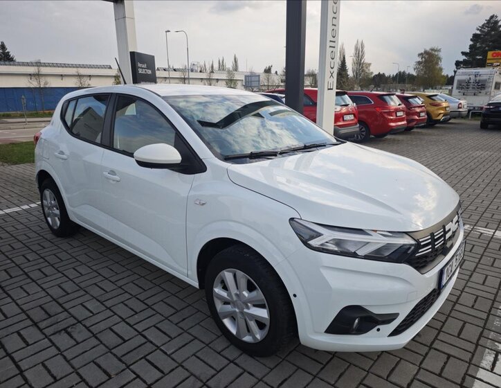 Dacia Sandero Hatchback 999,0 67 kw