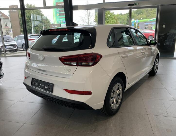 Hyundai i30 5