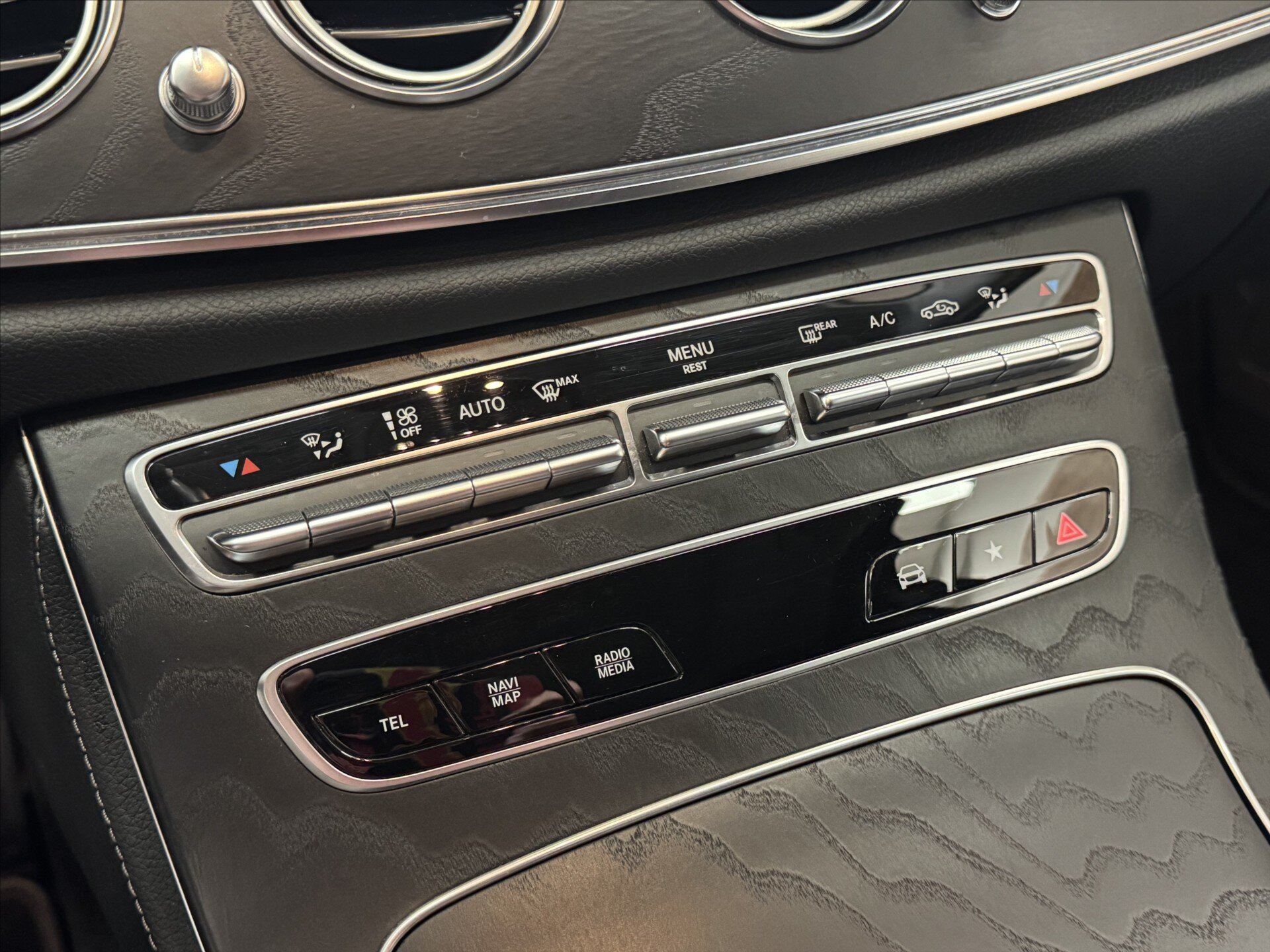 Mercedes-Benz Třídy E Kombi 2,9 l 243 kw