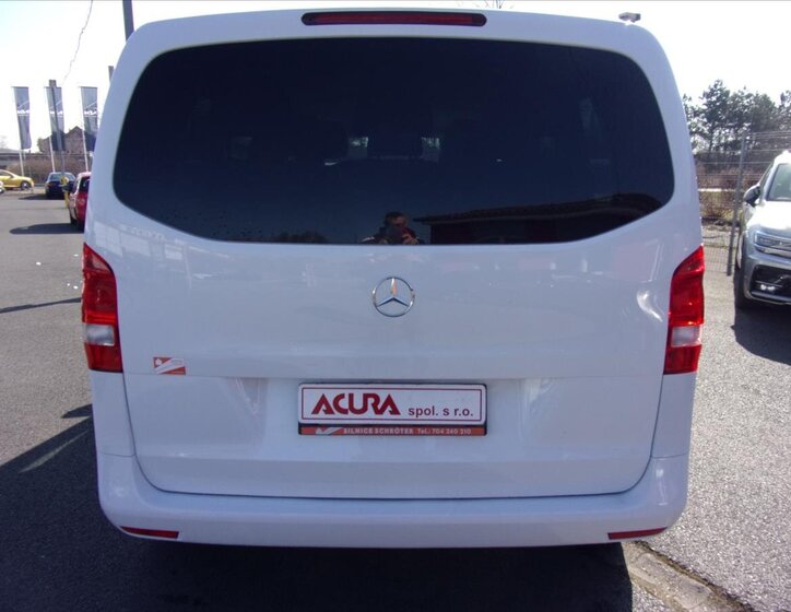 Mercedes-Benz Vito Kombi 2,1 l 120 kw