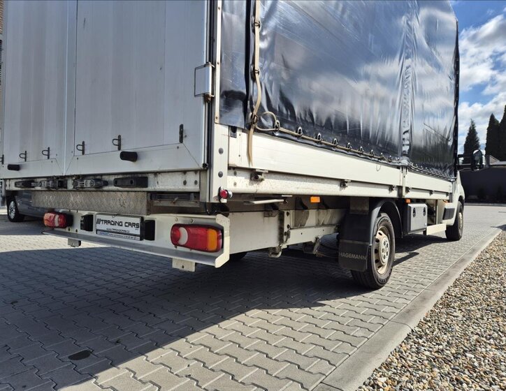 Peugeot Boxer Skříň 2,2 l 121 kw