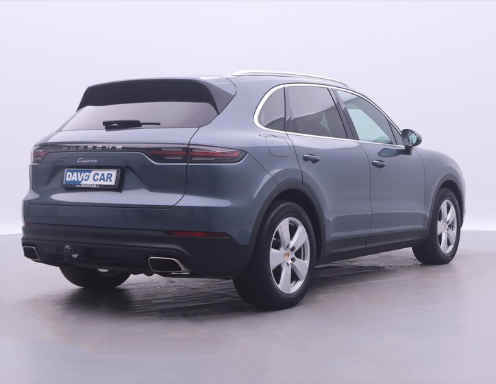 Porsche Cayenne 7