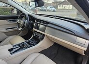 Jaguar XF Sedan 2,0 l 177 kw
