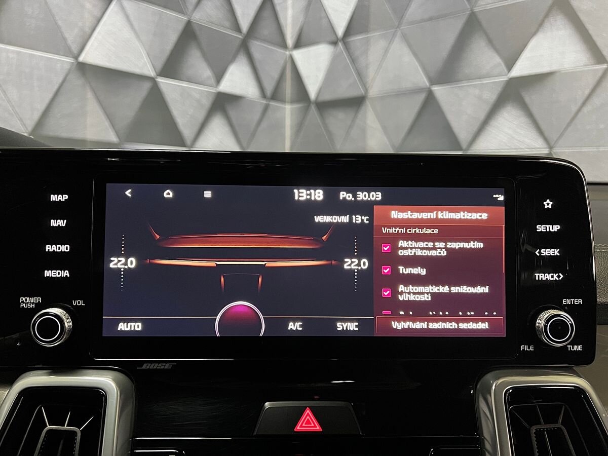 KIA Sorento SUV / Terénní 1,6 l 176 kw