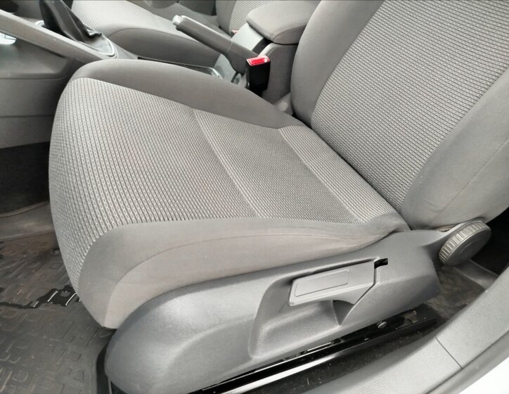 Volkswagen Golf Kombi 1,9 l 77 kw