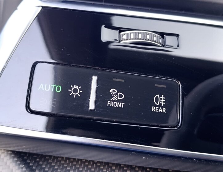 Audi RS Q8 SUV / Terénní 4,0 l 441 kw