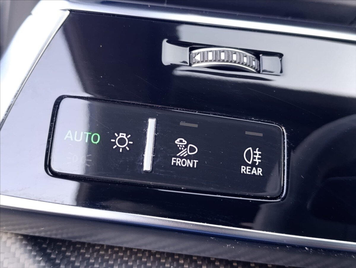 Audi RS Q8 SUV / Terénní 4,0 l 441 kw