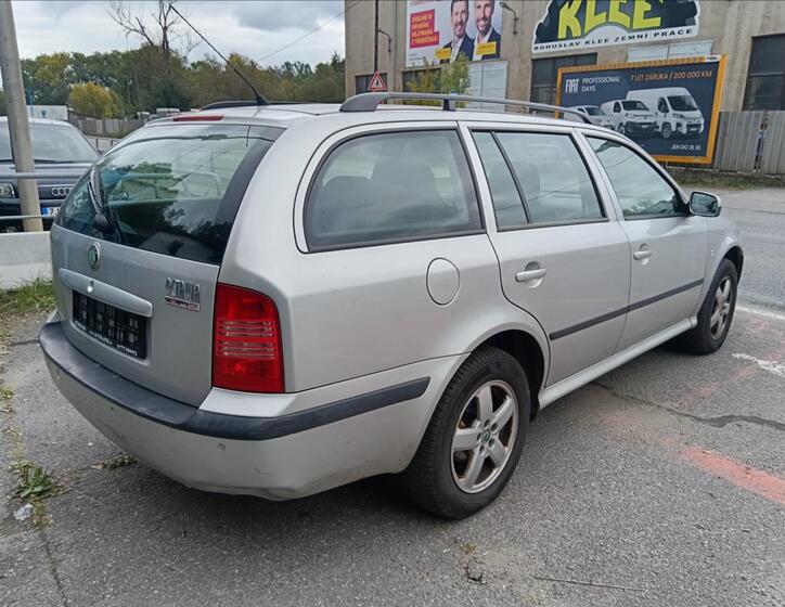 Škoda Octavia 12