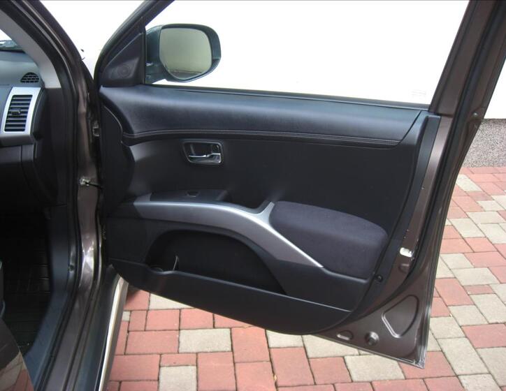 Mitsubishi Outlander 18