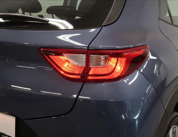 KIA Stonic SUV / Terénní 998,0 74 kw