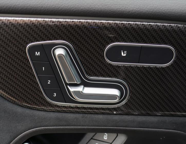 Mercedes-Benz GLB 18