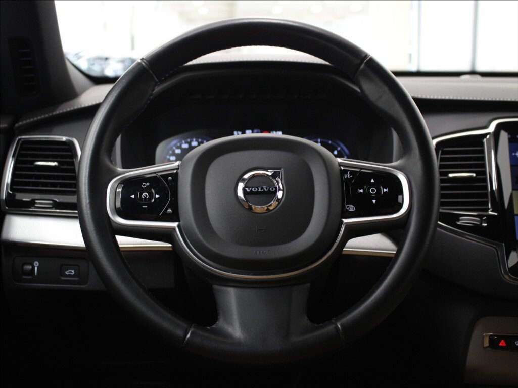 Volvo XC90 SUV 2,0 l 173 kw