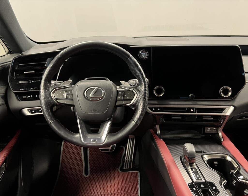 Lexus RX 500h SUV 2,4 l 273 kw