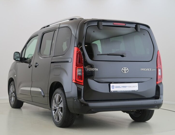 Toyota ProAce MPV 1,2 l 96 kw