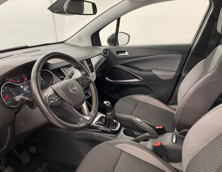 Opel Crossland X 5