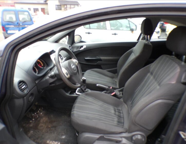 Opel Corsa Hatchback 1,2 l 59 kw