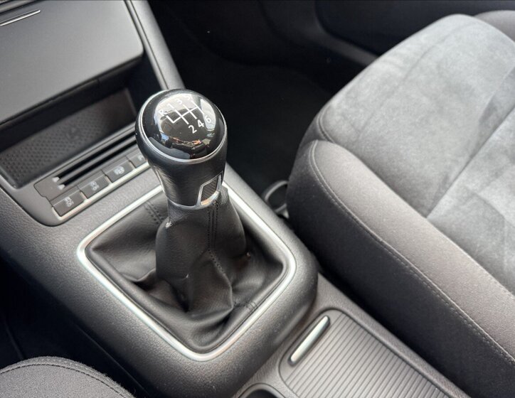 Volkswagen Tiguan SUV 2,0 l 103 kw