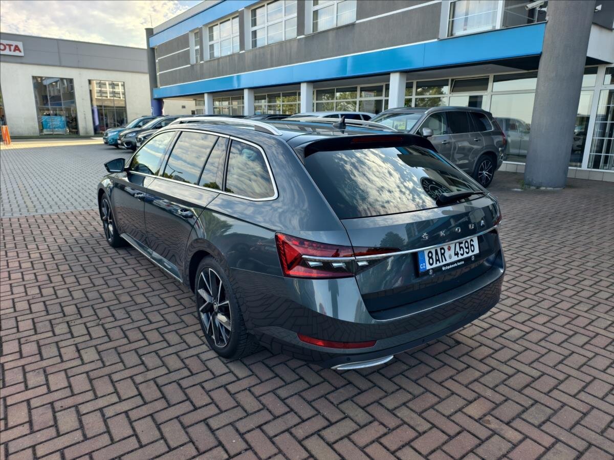 Škoda Superb Kombi 2,0 l 140 kw