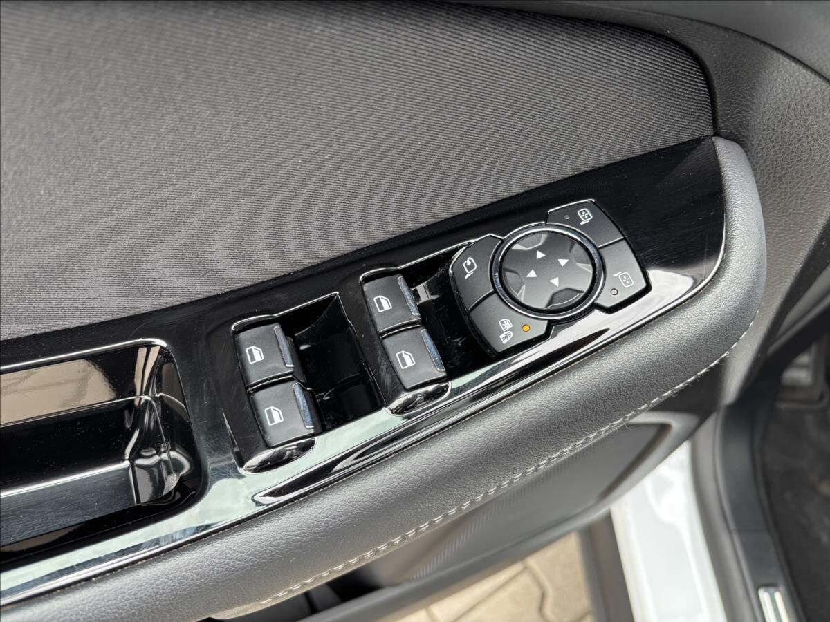 Ford Galaxy SUV / Terénní 2,0 l 110 kw