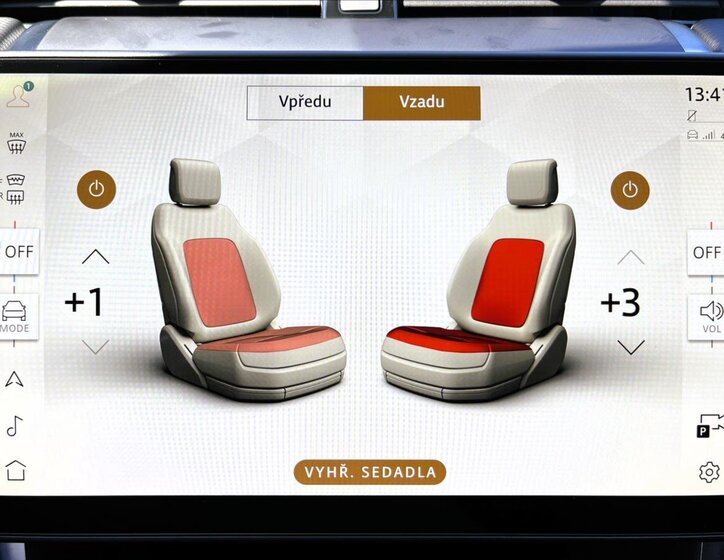 Land Rover Discovery Sport SUV / Terénní 2,0 l 150 kw