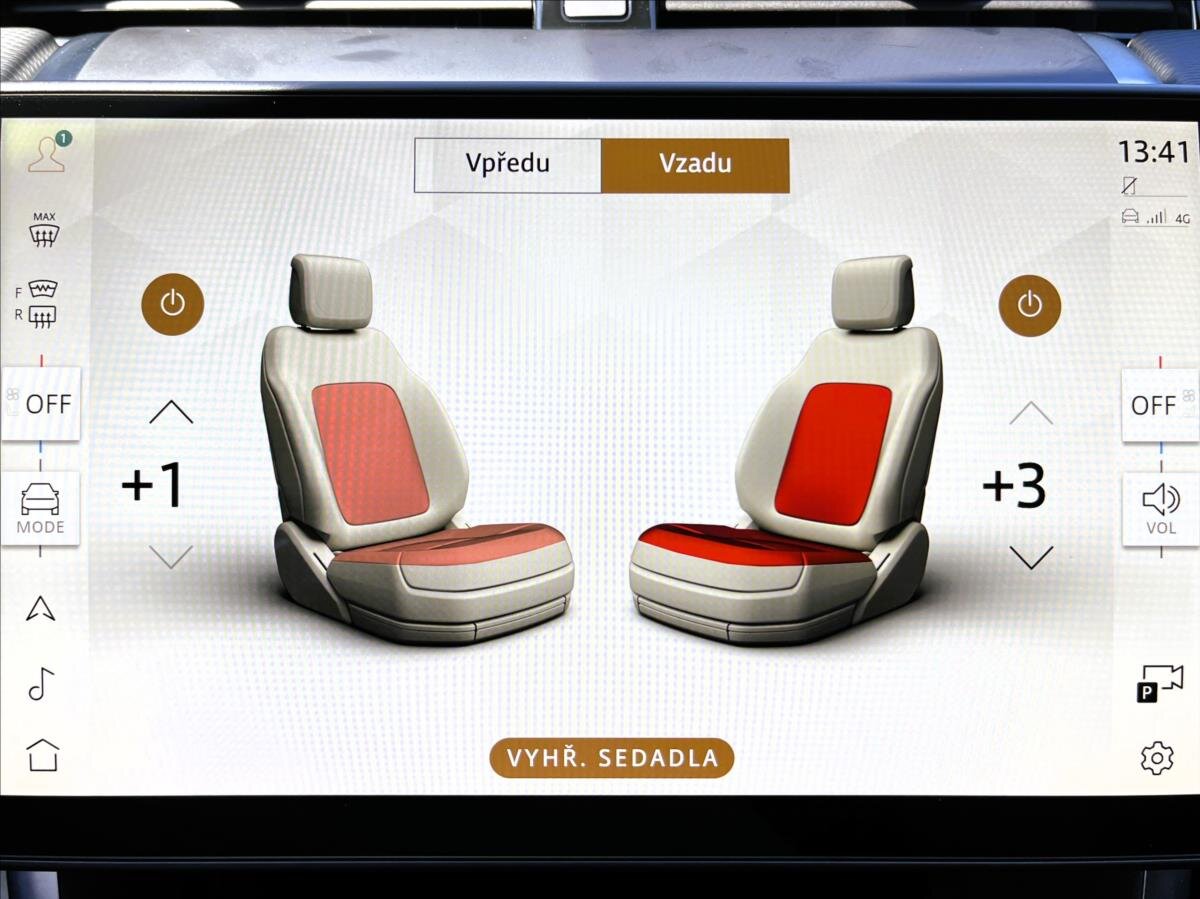 Land Rover Discovery Sport SUV / Terénní 2,0 l 150 kw