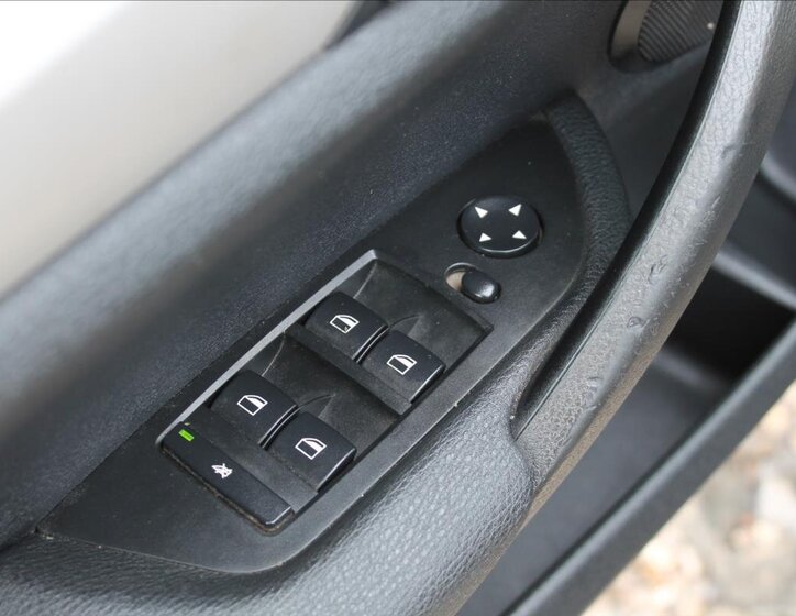 BMW X1 SUV / Terénní 2,0 l 100 kw