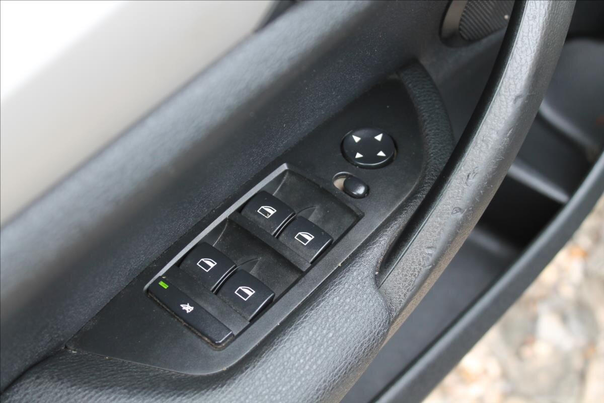 BMW X1 SUV / Terénní 2,0 l 100 kw