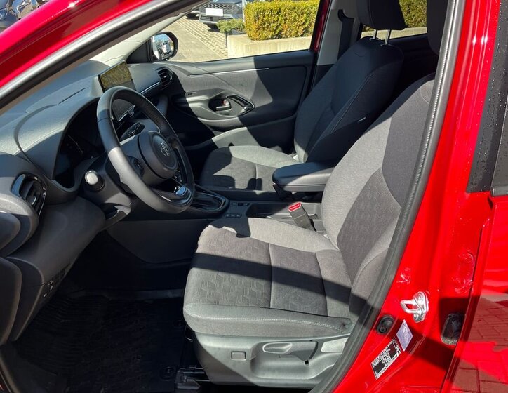 Toyota Yaris Hatchback 1,5 l 68 kw