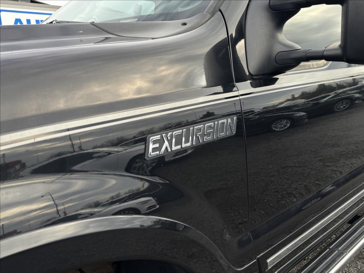 Ford Excursion