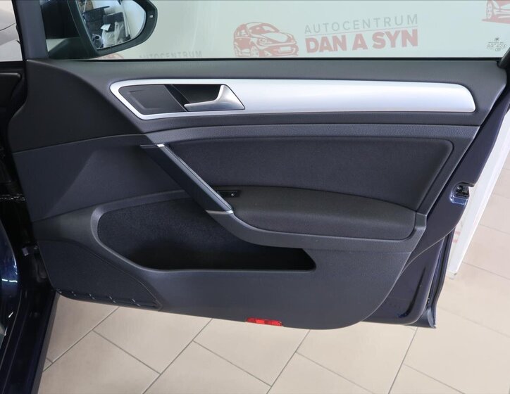 Volkswagen Golf Kombi 1,4 l 92 kw